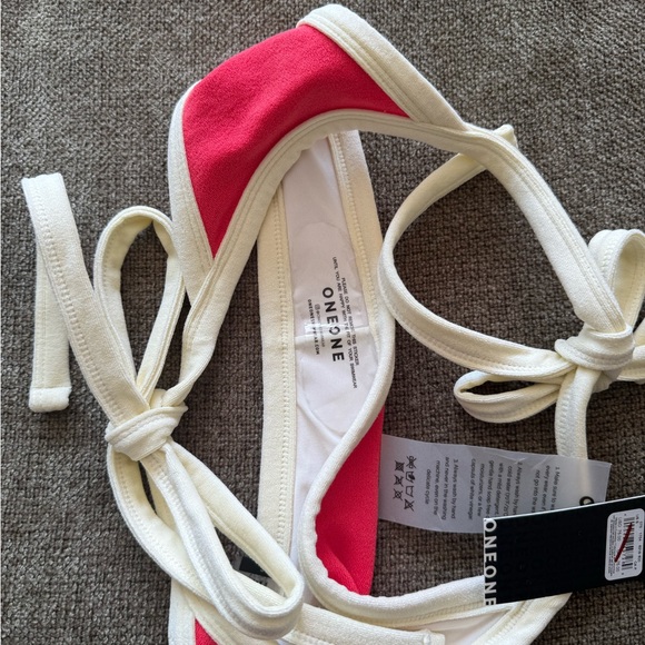 Oneone Adreina American Eagle Bikini Bottom size Small NWT - Picture 6 of 7